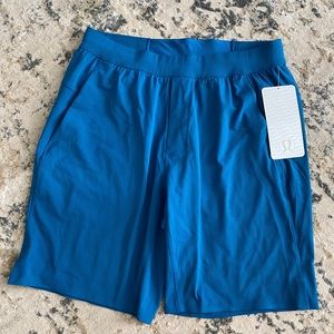Men’s lululemon shorts
